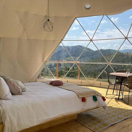 Готель Tranquil Dome - Manta'S Retreat Glamping Cornereva Екстер'єр фото