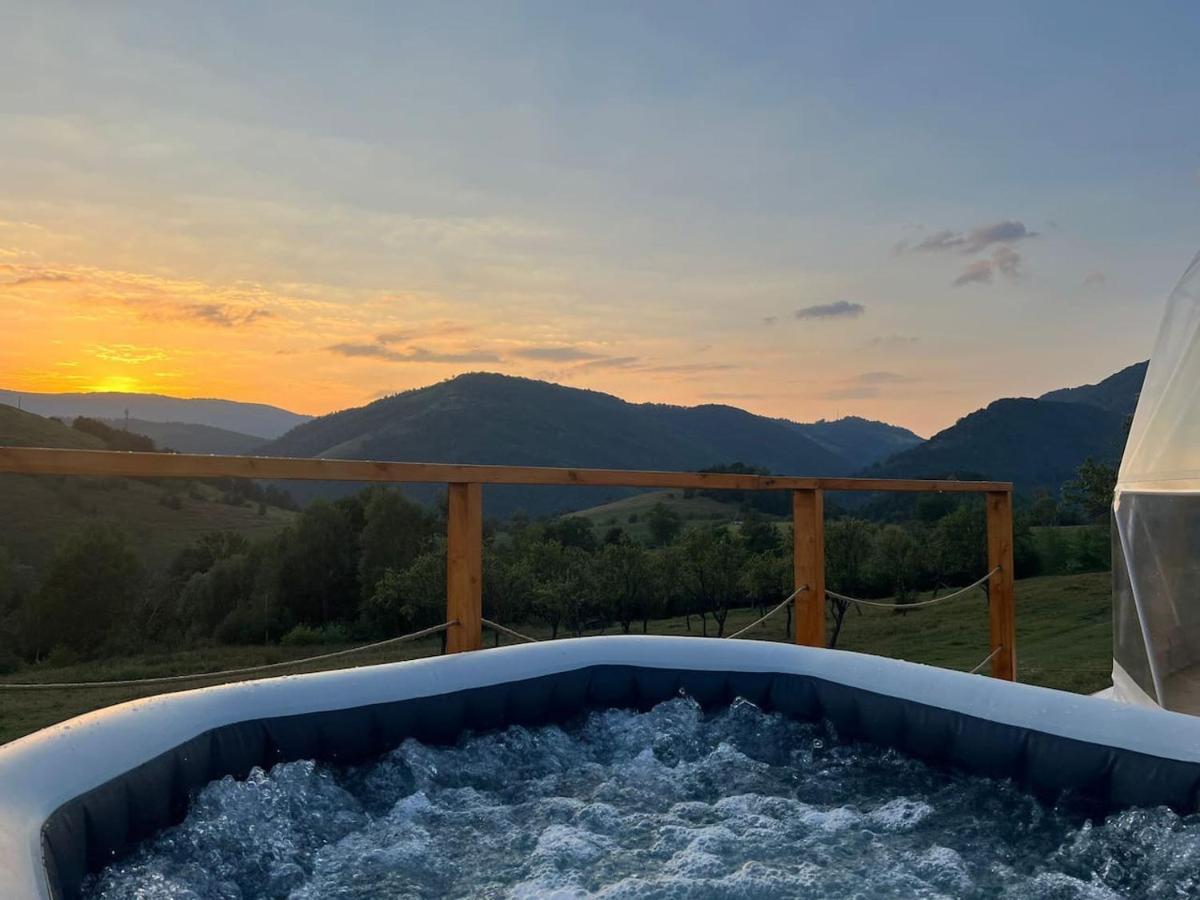 Готель Tranquil Dome - Manta'S Retreat Glamping Cornereva Екстер'єр фото