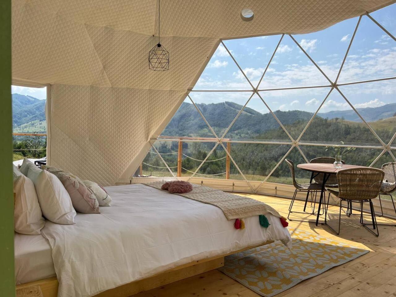 Готель Tranquil Dome - Manta'S Retreat Glamping Cornereva Екстер'єр фото