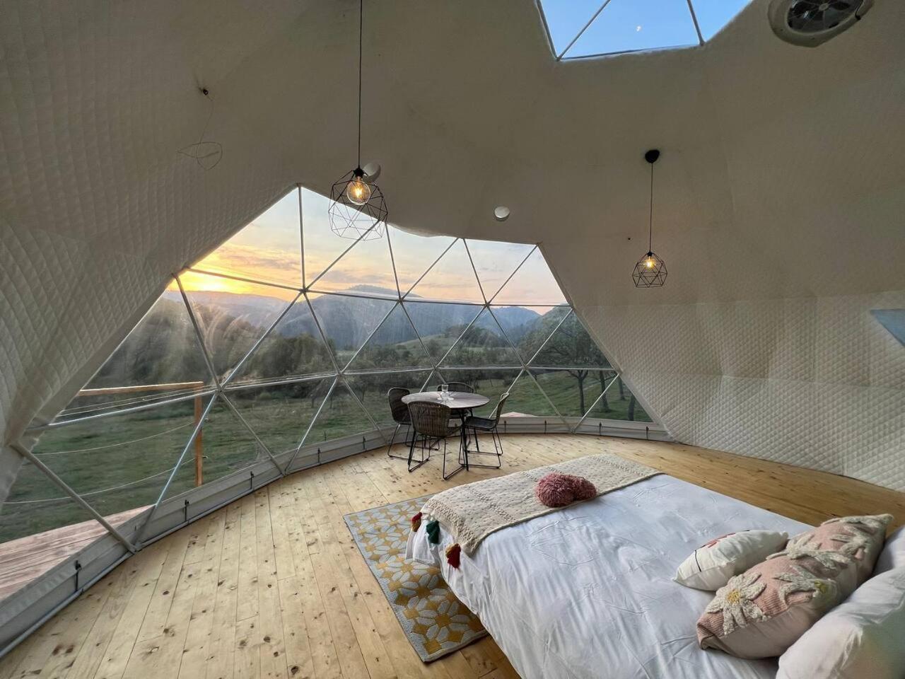 Готель Tranquil Dome - Manta'S Retreat Glamping Cornereva Екстер'єр фото