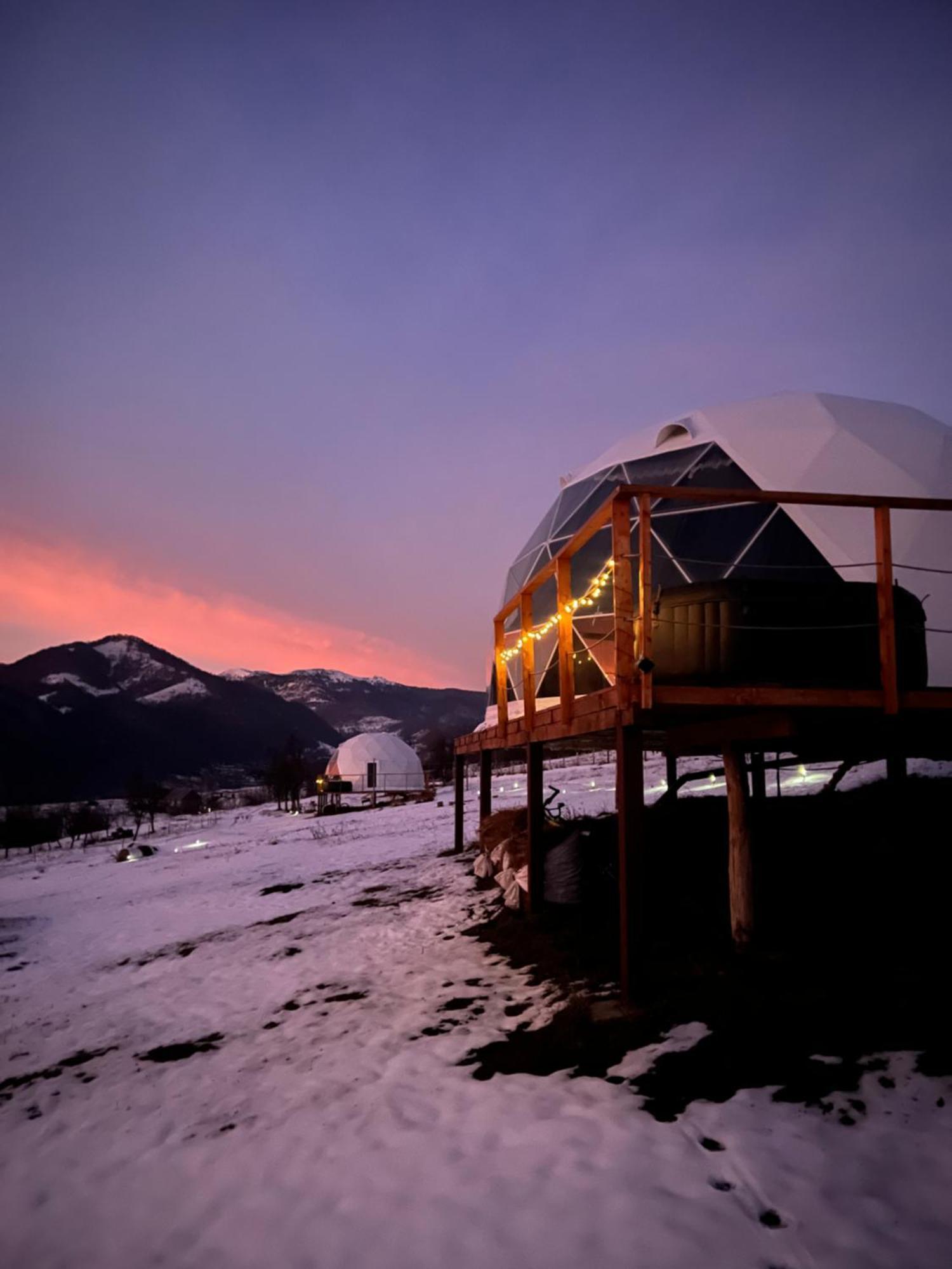 Готель Tranquil Dome - Manta'S Retreat Glamping Cornereva Екстер'єр фото