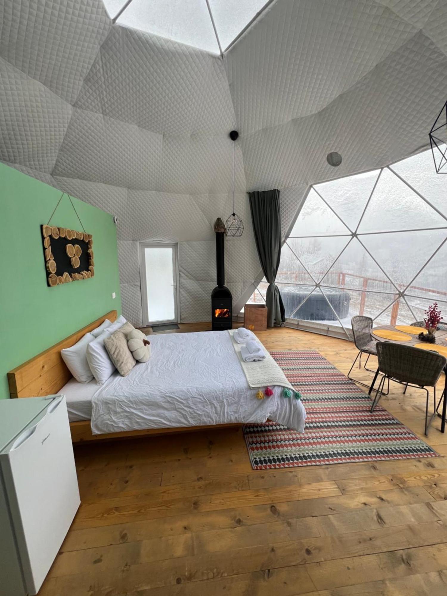 Готель Tranquil Dome - Manta'S Retreat Glamping Cornereva Екстер'єр фото